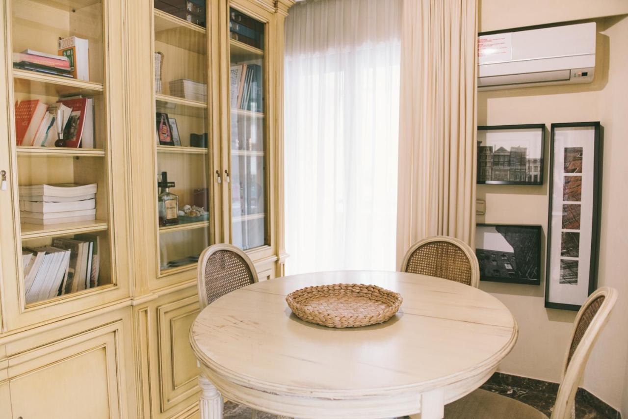 Bright Apartment In The City Center อาลิกันเต ภายนอก รูปภาพ
