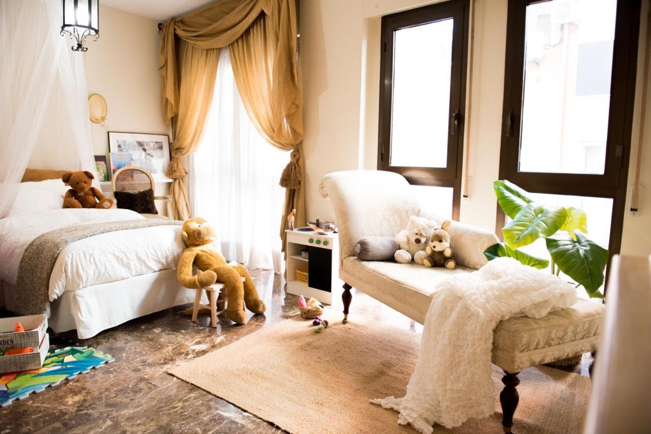Bright Apartment In The City Center อาลิกันเต ภายนอก รูปภาพ